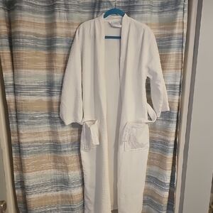Turquaz White Textured Bathrobe/Unisex